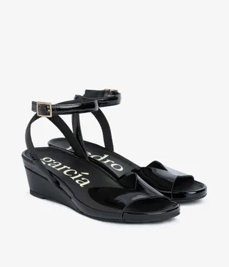 Pedro Garcia Black suede wedge sandal | Wamika | Fall-winter 26 |