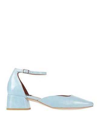 &Aacute;ngel Alarc&oacute;n Pumps