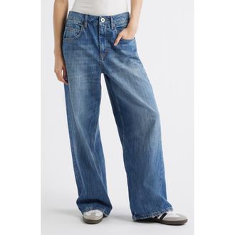 BDG Jaya Baggy Wide Leg Jeans in Light Vintage at Nordstrom, Size 24 32