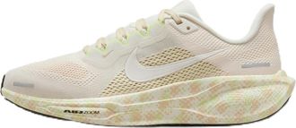 Nike Nike Womens Competition Running Shoes Road, Sail/Crimson Tint/Vapor Green/Sail, 6.5 UK