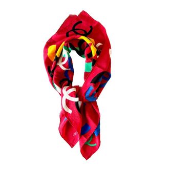 Chanel Pre-owned Scarves, female, Multicolor, Size: ONE SIZE Pre-owned Silk scarves