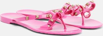 Valentino Garavani Rockstud bow-detail thong sandals
