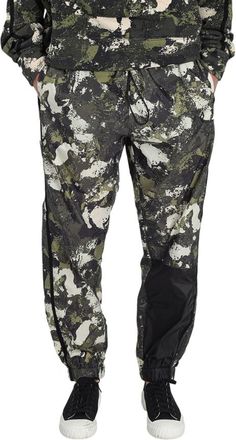 Marcelo Burlon Mens Camou Print Pants, Size X-Small