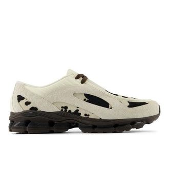 New Balance Unisex 1890A in Beige/Marrone, Pelle, Taglia 38.5