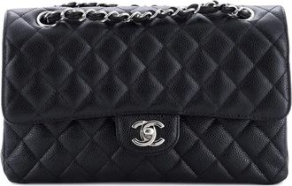 Chanel Borsa a spalla Classic Double Flap media in pelle Caviar trapuntata - Nero