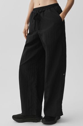 Alo | Ripstop Electric Straight Leg Pants in Black, Size: Medium