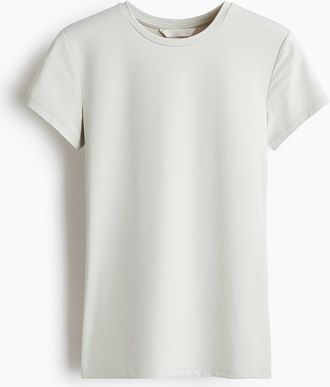 H&M Figurnahes T-Shirt aus Mikrofaser - Hellgrau