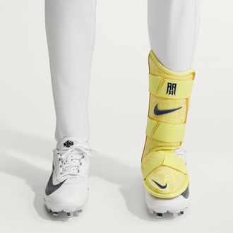 Nike Vapor Elite Ronald Acu&ntilde;a Jr Baseball Batters Leg Guard (Right-Hand Hitter) in Orange | N1016026-818