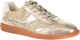 Dirty Laundry Womens Tropics Sneaker In Gold