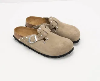 Birkenstock Womens Boston Rivet Suede Clog In Taupe