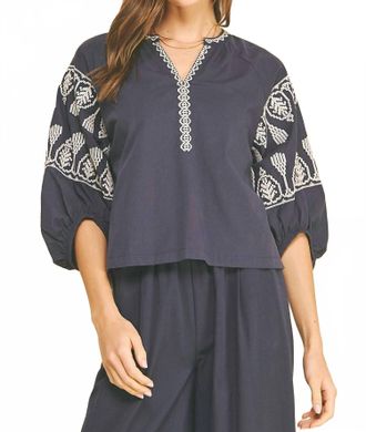 Pinch Design Embroidered Blouse In Navy