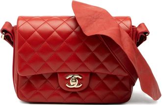 Chanel 2020 CC Quilted Calfskin Ruffle Strap Flap crossbody bag - Rood