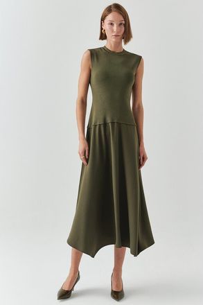 Exquise Hadlee Midi Dress in Khaki at Nordstrom, Size X-Large