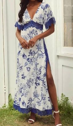 Lulus Sweeten The Occasion Floral Lace Maxi Dress In Blue/white