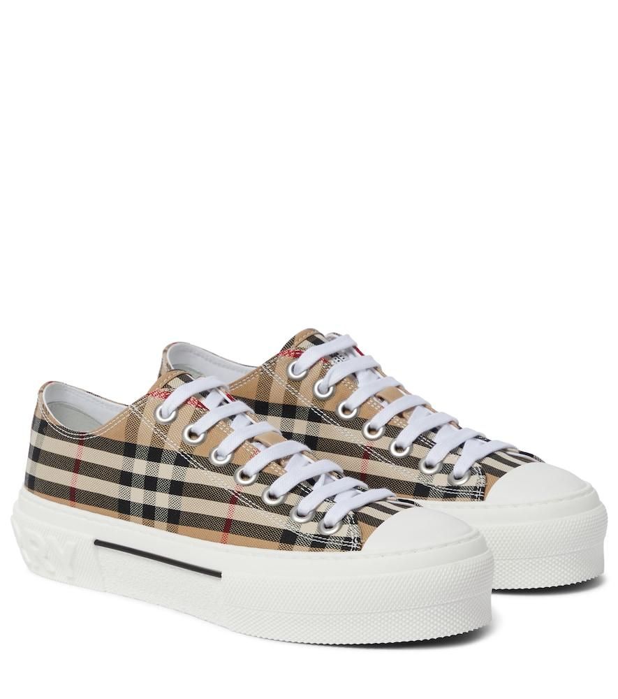 Basket burberry femme solde hotsell