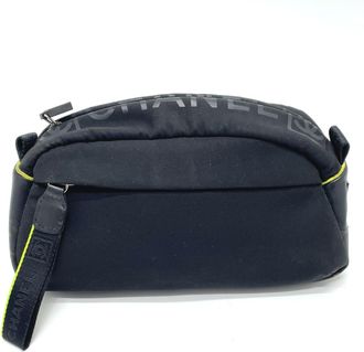 Chanel Black Cloth Pouch (Pre-Owned)