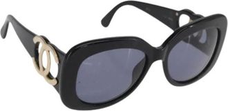Chanel Pre-owned Accessories, female, Black, Size: ONE SIZE Pre-owned Plastic sunglasses