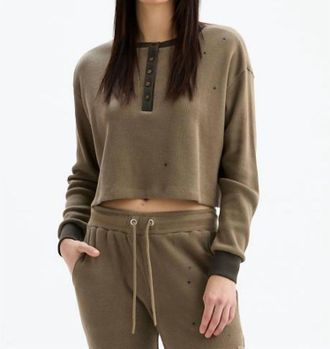 Chrldr Juliette Stars Oversized Crop Henley Long Sleeve Top In Olive