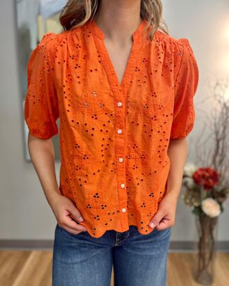 Trovata Loren Blouse In Vermillion