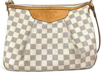 Louis Vuitton Pre-owned Shoulder Bags, female, White, Size: ONE SIZE Pre-owned Fabric louis-vuitton-bags