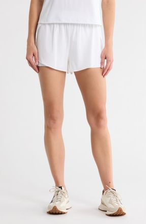 90 Degree by Reflex Lightstreme 2-in-1 Hybrid Shorts in White at Nordstrom Rack, Size X-Large