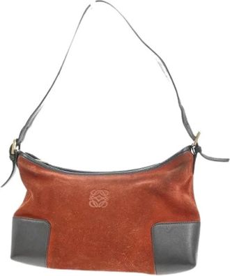 Loewe Pre-owned Shoulder Bags, female, Red, Size: ONE SIZE Pre-owned Suede Shoulder Bag