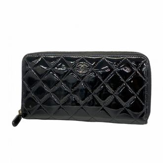 Chanel Black Patent Leather Long Wallet (Bi-Fold) (Pre-Owned)