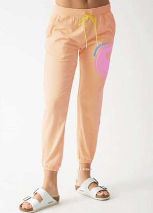 Electric & Rose Womens Peace Out Graphic Classic Jogger In Apricot