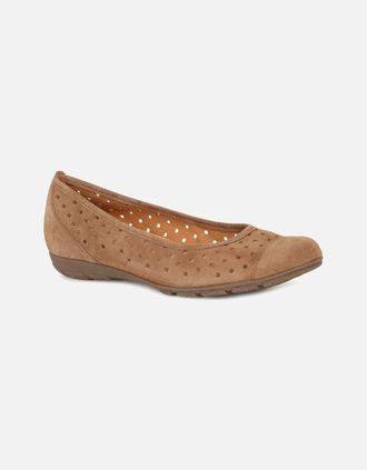 Gabor Womens Ruffle Womens Punched Detail Casual Shoes - Brown - Size: 5.5