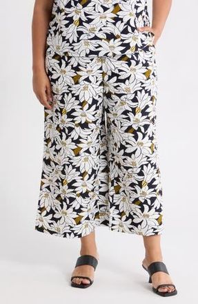 Adrianna Papell Crinkled Crop Pull-On Pants in Navy/Ivory Lily at Nordstrom Rack, Size 1X