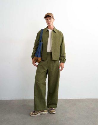 Topman pantaloni baggy fit in nylon seersucker verdi-***