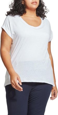 Lyssé Classic Scoop Neck T-Shirt in White at Nordstrom Rack, Size 3X