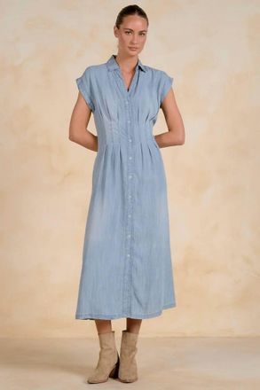 Elan Cap Sleeve Chambray Midi Dress In Blue