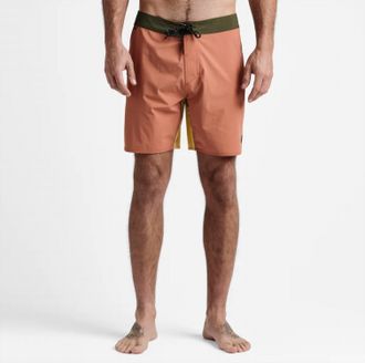 Roark Boatman Boardshorts In Saffron Red