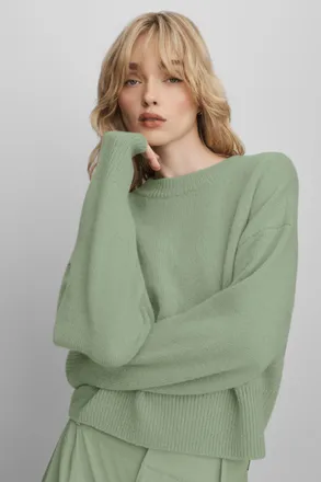 Alo | Wool Cashmere Cropped New Class Crewneck Sweater Top in Dune Grass, Size: Medium