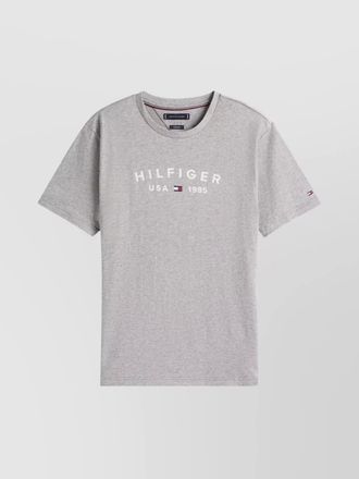 Tommy Hilfiger short sleeve crew neck t-shirt design