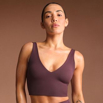 Nike Womens SKIMS Matte V-Neck Long-Line Bra in Red | BALLL8616W-CUR