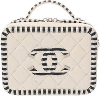 Chanel Grained Calfskin Handbag (Pre-Owned)