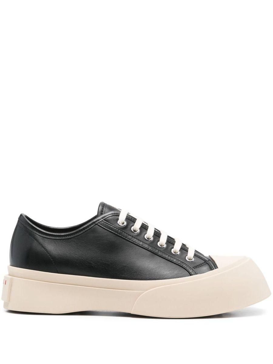 BLACK SNEAKERS MARNI スニーカー