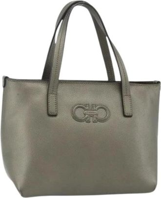 Ferragamo Pre-owned Tote Bags, female, Gray, Size: ONE SIZE Pre-owned Fj-21 B095 Hand Bag