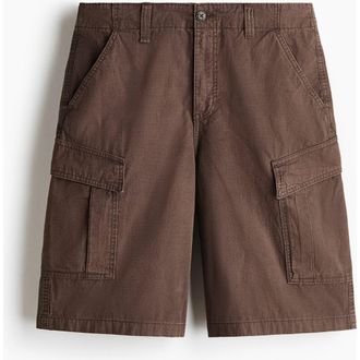 H&M Loose Fit Cotton Cargo Shorts in Brown at Nordstrom, Size 31