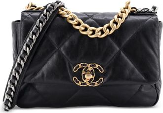 Chanel 19 Flap Bag Quilted Leather Medium crossbody bag - Nero