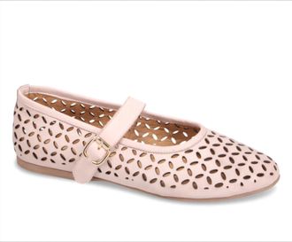Bueno Womens Kehlani Flat In Blush