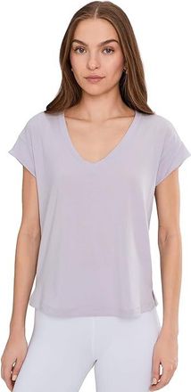 Columbia Daniela Falls V-Neck Short Sleeve T-Shirts Womens Workout Lavender Pearl : 2XL, Elastane/Polyester