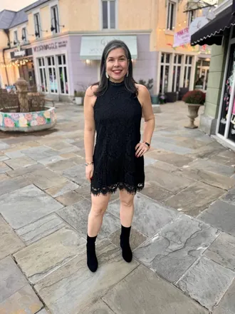 Entro Lace Dress In Black