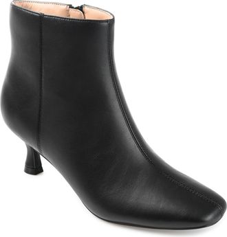 Journee Collection Women & apos;s Kelssa Medium and Wide Width Booties