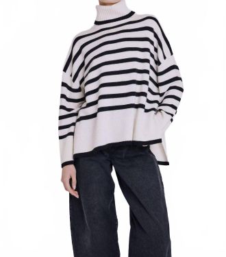 BERENICE Annie Loose Turtleneck Sweater In Black/white