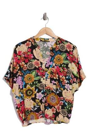 T Tahari Split Neck Shirt in Black Multi Floral at Nordstrom Rack, Size Small Regular