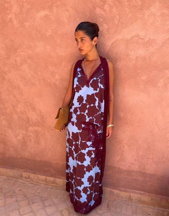 Never Fully Dressed Maeva gonna maxi coordinata in raso taglio sbieco con stampa papaveri-Multi