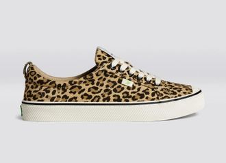 Cariuma Mens Cariuma OCA Low Sneaker Brown Leopard Print Canvas Casual Shoes HAWK1997